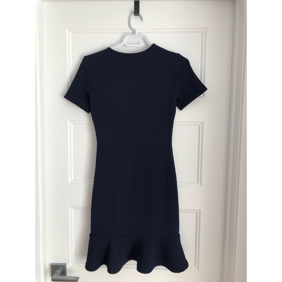 H&M Ruffled Hem Dress - Picture 2 of 4